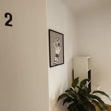 Apartment Geraeumige 3-schlafzimmer-wohnung In Koblenz Nahe Uni *