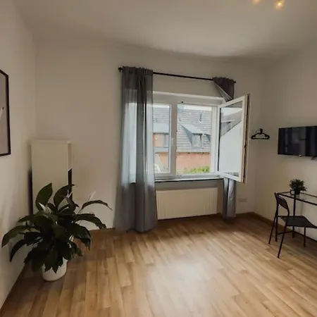 Geraeumige 3-schlafzimmer-wohnung In Koblenz Nahe Uni * Koblenz (Rhineland-Palatinate)