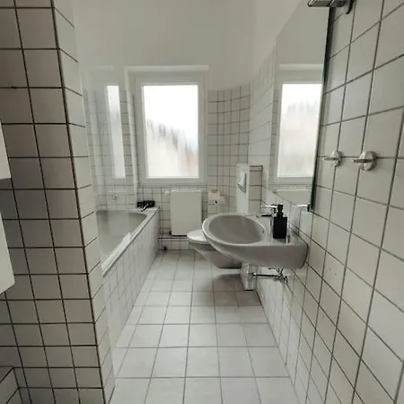 Geraeumige 3-schlafzimmer-wohnung In Koblenz Nahe Uni * Koblenz (Rhineland-Palatinate)