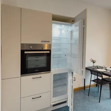 Apartment Geraeumige 3-schlafzimmer-wohnung In Koblenz Nahe Uni *